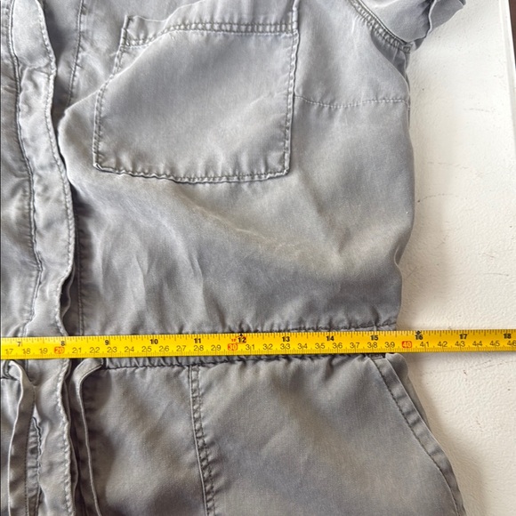 Abercrombie & Fitch Gray Romper - Picture 8 of 8